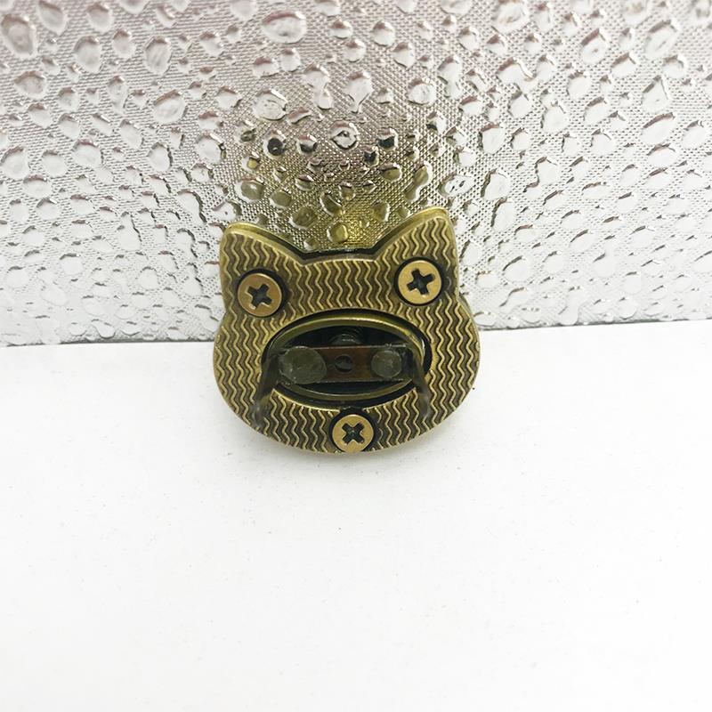 ۞ Cute Cat/Bird Clasp Locks Me - Leatherwork Hardware recension och pris