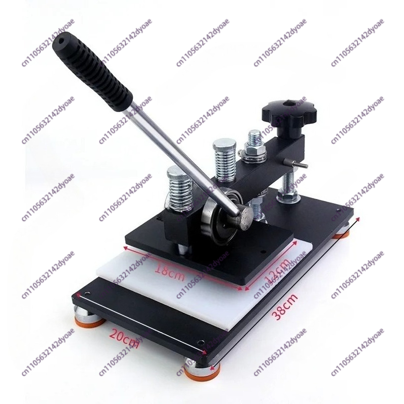 Swing arm manual die-cutting m - Leatherwork Machine recension och pris